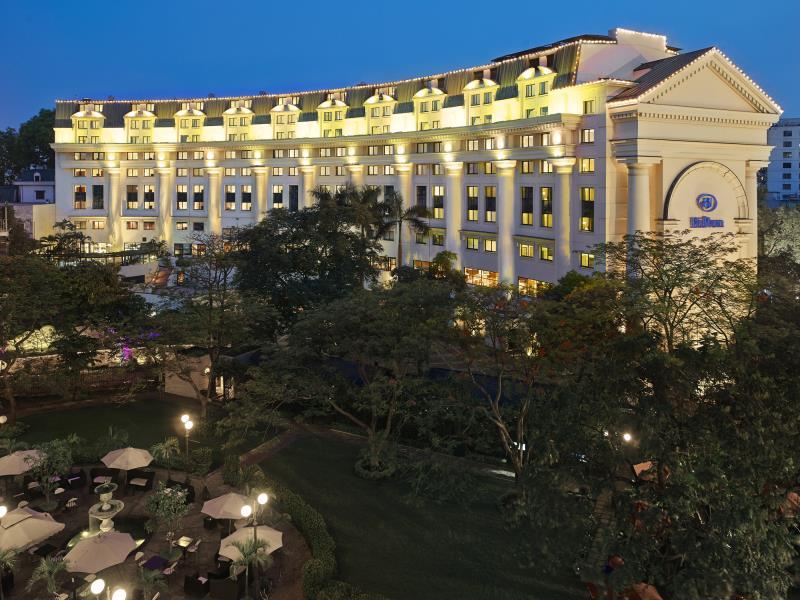 Khách sạn Hilton Opera Hà Nội