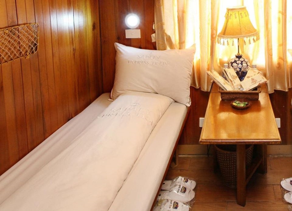 Phòng 4 giường -  Vip Deluxe Cabin