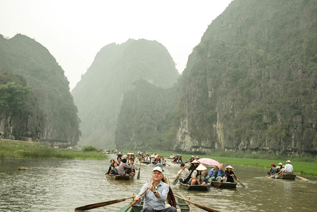 tour Ha Noi Chua Huong 1 ngay